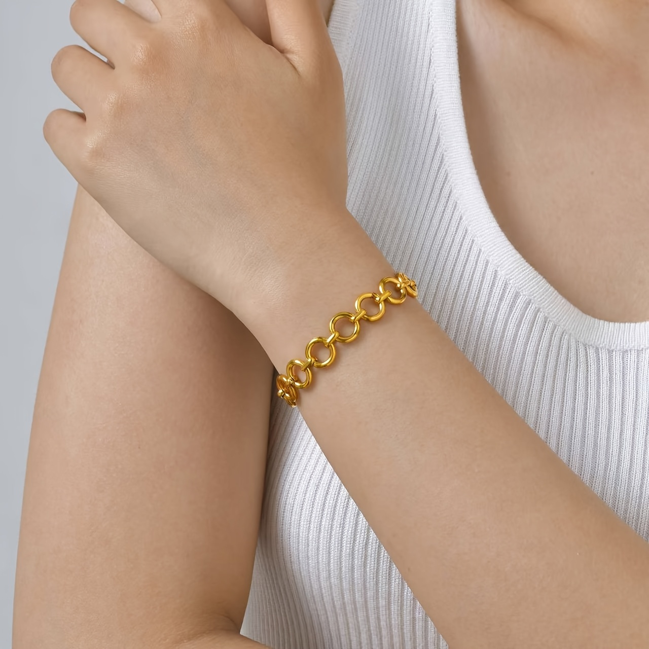 Refined Circle Links Bracelet for Women, Elegant Gift